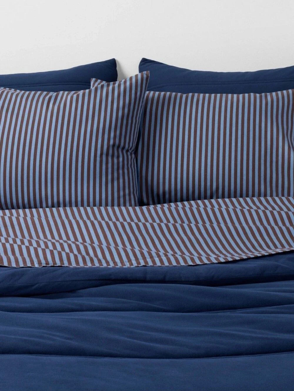 QUEEN Hollister Target Percale Stripe Sheet Set Blue/ Brown